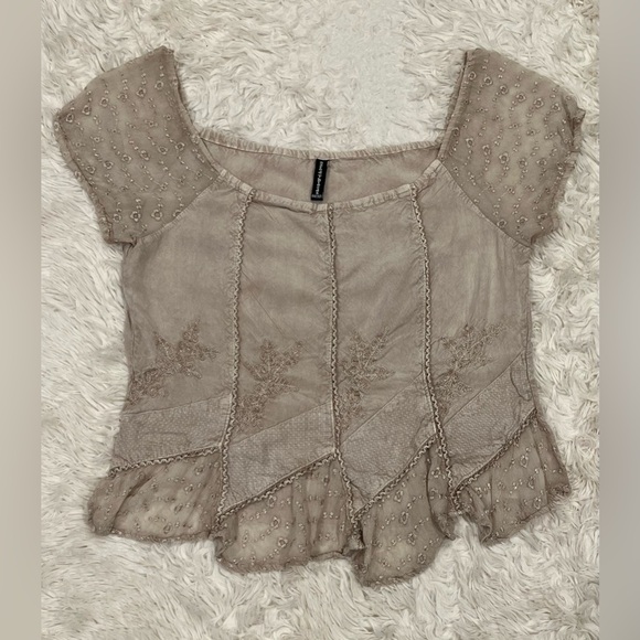 Vintage Y2K Sacred Threads Women’s Boho Tan Peasant Top One Size Asymmetrical - Picture 5 of 9